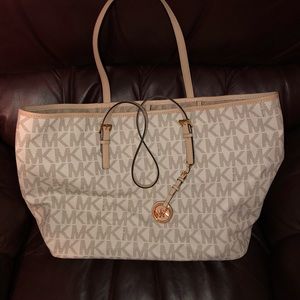 Michael Kors Tote